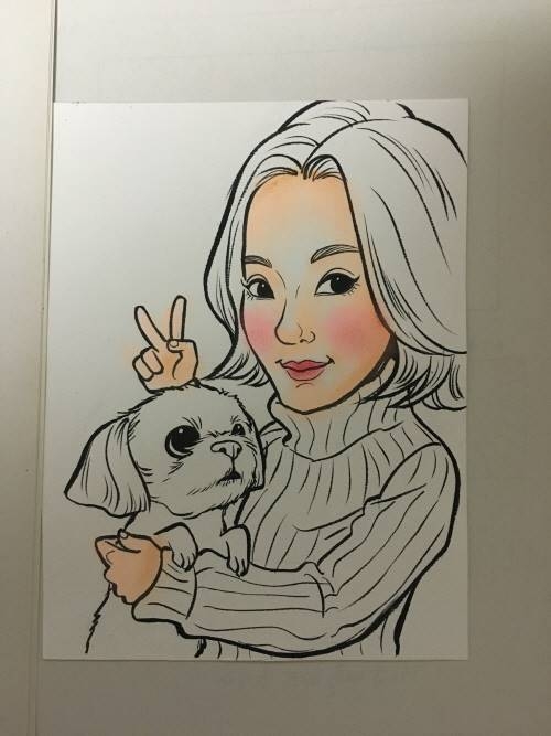 반려견과 함께하는 수작업 캐리커쳐 작업(3단계)