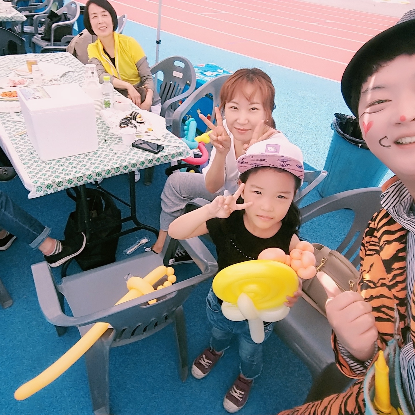 이청명 대표님 삐에로 이벤트 KakaoTalk_20190512_135833168.jpg