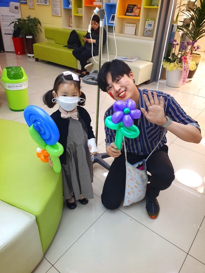 이청명 대표님 풍선아트 KakaoTalk_20190503_154149509.jpg